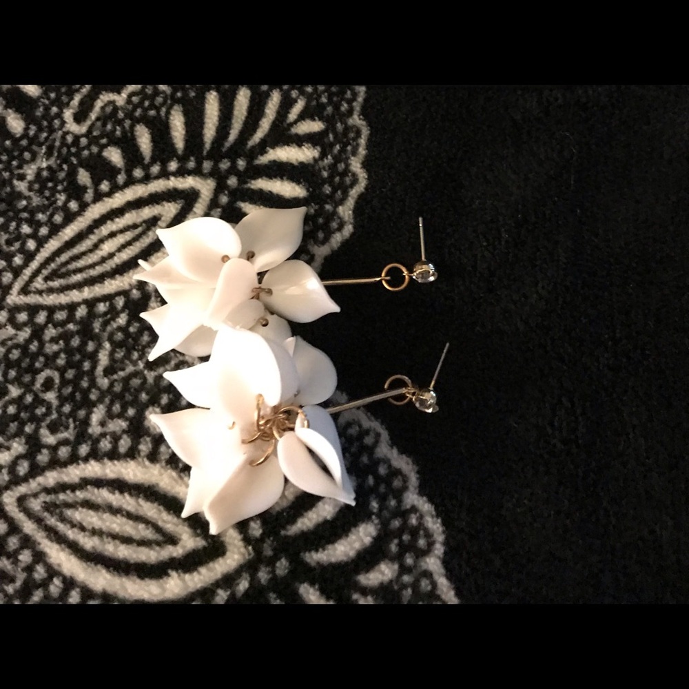 Cute earrings...💕